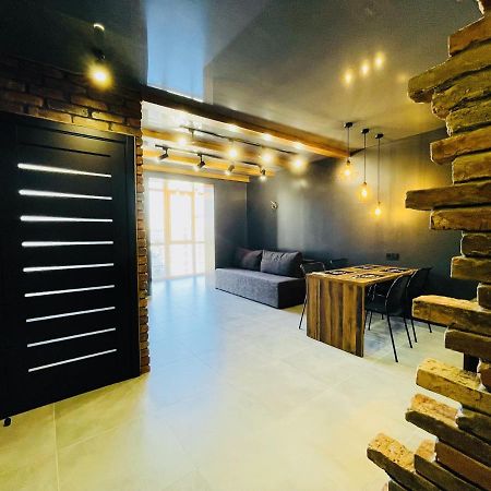 Loft В River Park З Джакузі Dnipro Exterior foto